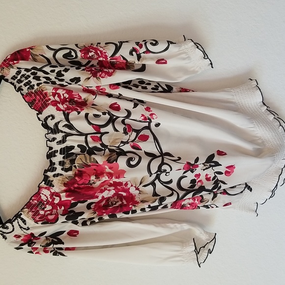 White House Black Market Off-The-Shoulder Blouse - Picture 6 of 8